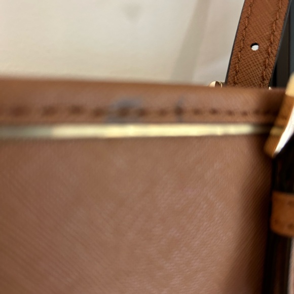 Micheal Kors cognac purse - Picture 4 of 12